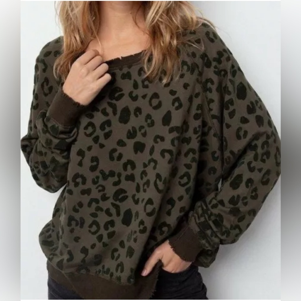 Rails Sweatshirt Womens Small Olive Green Leopard Print Crew Neck Long Sleeve‎